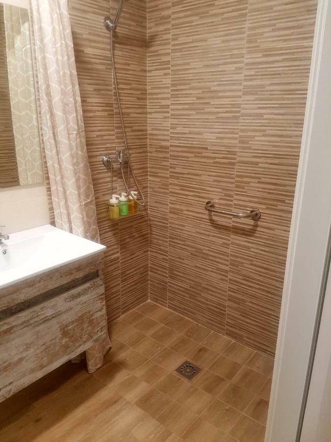 Apartments Naty Beach Малага Екстериор снимка