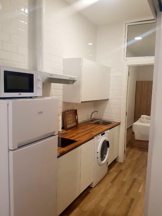Apartments Naty Beach Малага Екстериор снимка